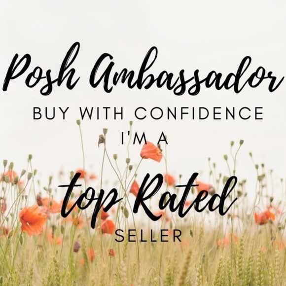 Meet your Posher, Budgetbeautybae 💄Top 10% Seller💄Fast Shipper💄Top Rated - Picture 1 of 2